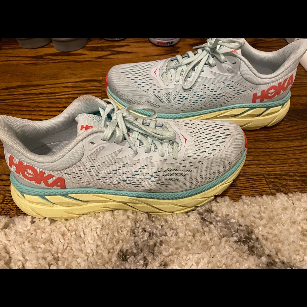 Hoka women’s Clifton 7 shoes